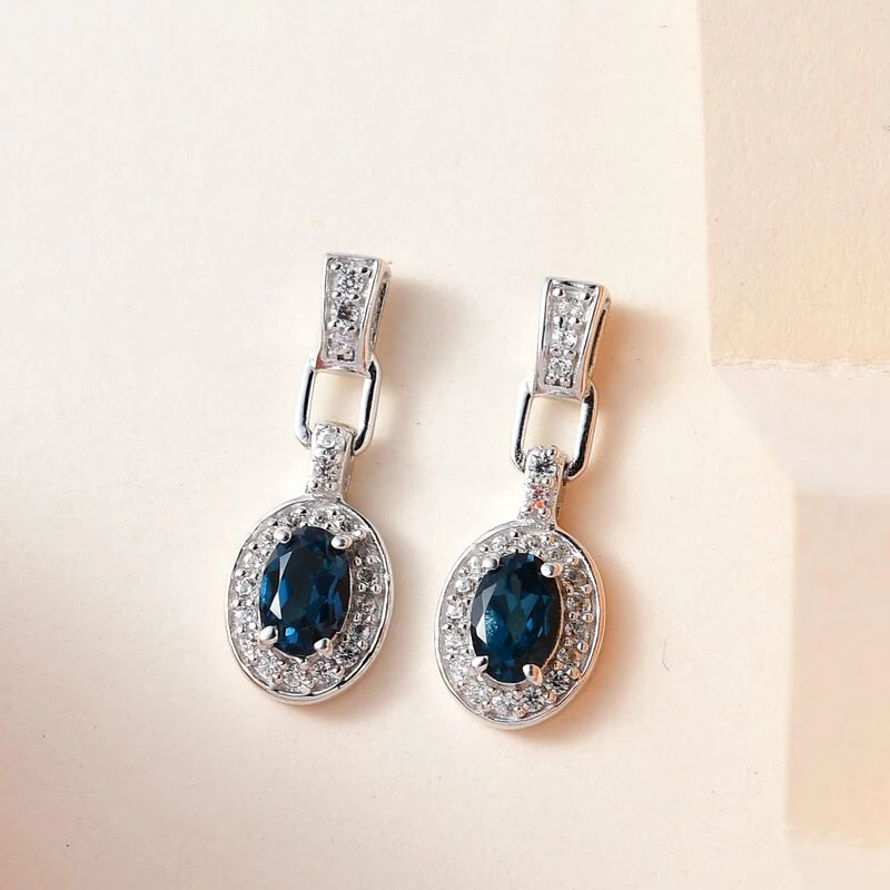 London Blau Topas Und Weiße Zirkon Ohrringe, 925 Silber Platiniert Ca. 9.17 Ct 4 London Blau Topas Und Weiße Zirkon Ohrringe, 925 Silber Platiniert Ca. 9.17 Ct – Bild 2