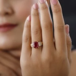 Afrikanischer Rubin (Fissure Gefüllt) Und Weißer Zirkon Ring, 925 Silber Vergoldet (Größe 18.00) Ca. 4,94 Ct 11 Afrikanischer Rubin (Fissure Gefüllt) Und Weißer Zirkon Ring, 925 Silber Vergoldet (Größe 18.00) Ca. 4,94 Ct -Schmuck Shoplc 7267270 2