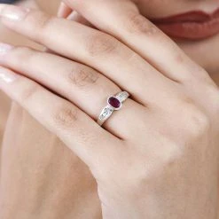 Afrikanischer Rubin (Fissure Gefüllt), Weißer Zirkon Ring, 925 Silber Platiniert (Größe 18.00) Ca. 0.91 Ct -Schmuck Shoplc 7558544 2